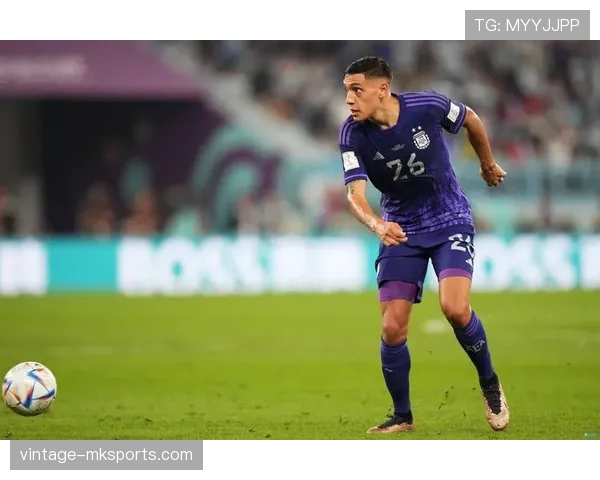 莫利纳凭借速度优势再创佳绩，卓越表现引发广泛关注