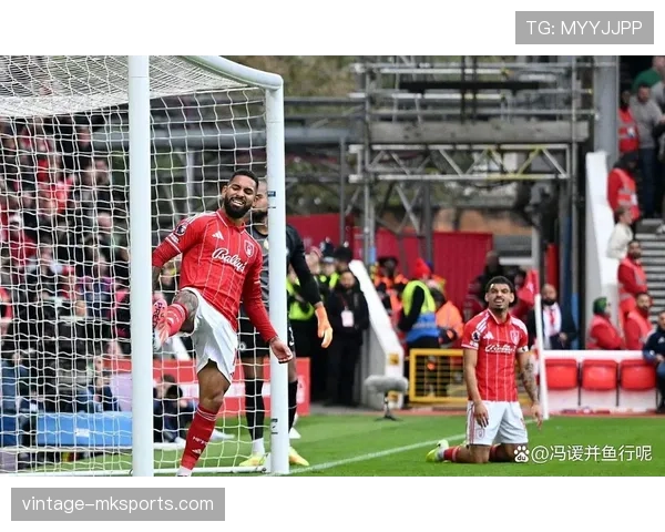 英超赛季回顾：黑马异军突起，激烈争冠演绎传奇篇章