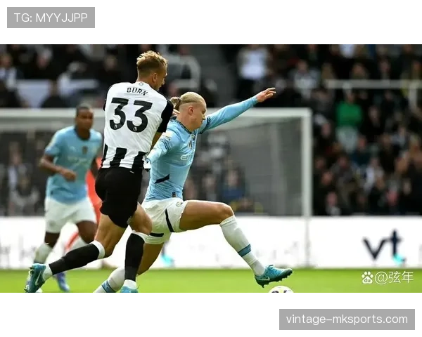 英超焦点:马克·沃伦状态火热,助球队强势重返胜轨 英超焦点:马克·沃伦状态火热,助球队强势重返胜轨