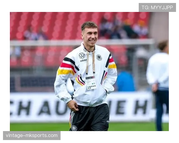 美因茨迎来新赛季挑战，阵容强化与引援策略持续发力