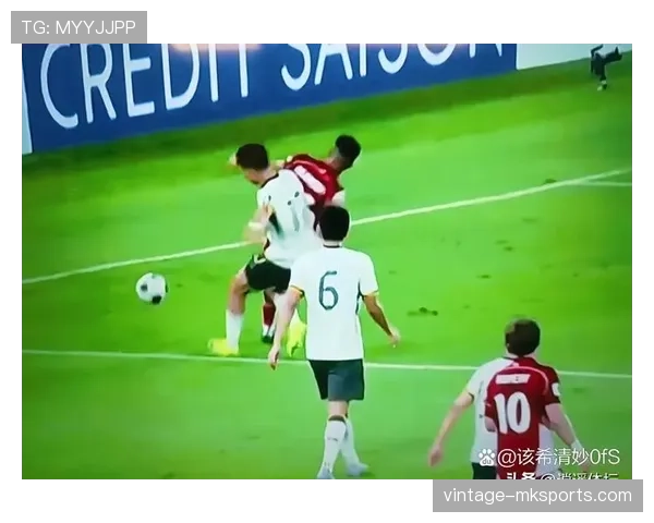 禁区拉拽是否一定判点球？规则如何界定“可判可不判”